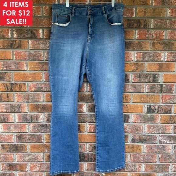 Time and Tru Denim - ❤️‍🔥4 For $12❤️‍🔥 Plus Size Boot-Cut Jeans